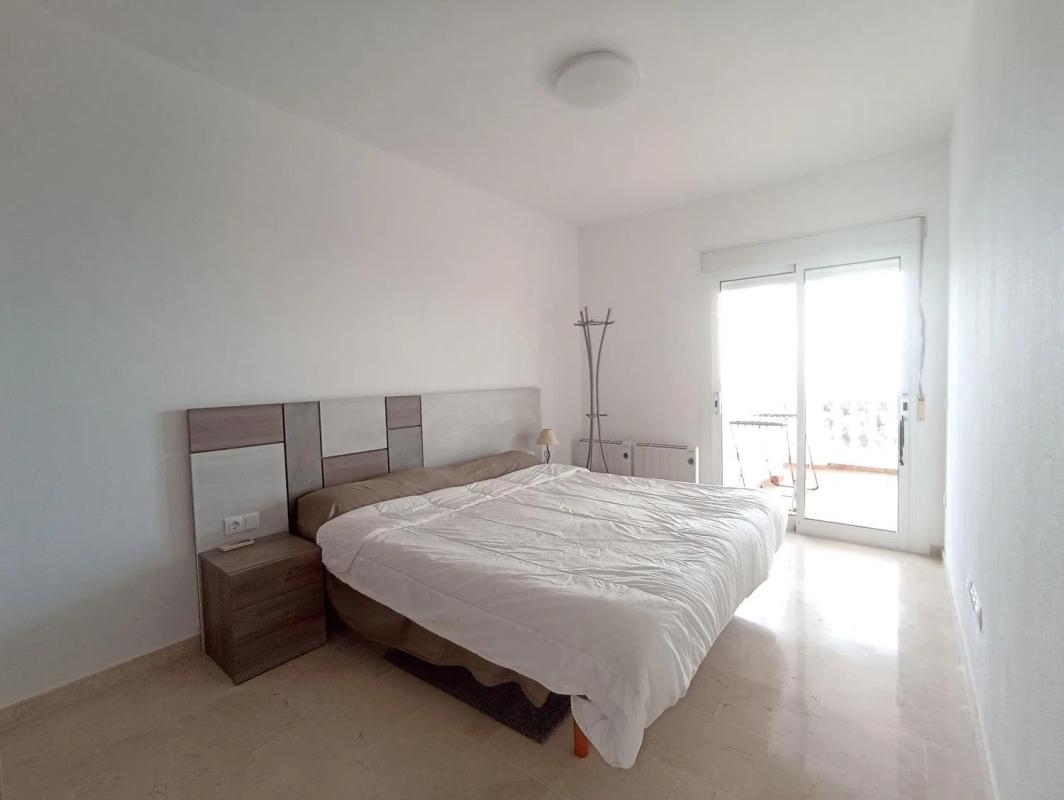 Sale of independent chalet in Calle Salamanca, Benalmádena
photo 3