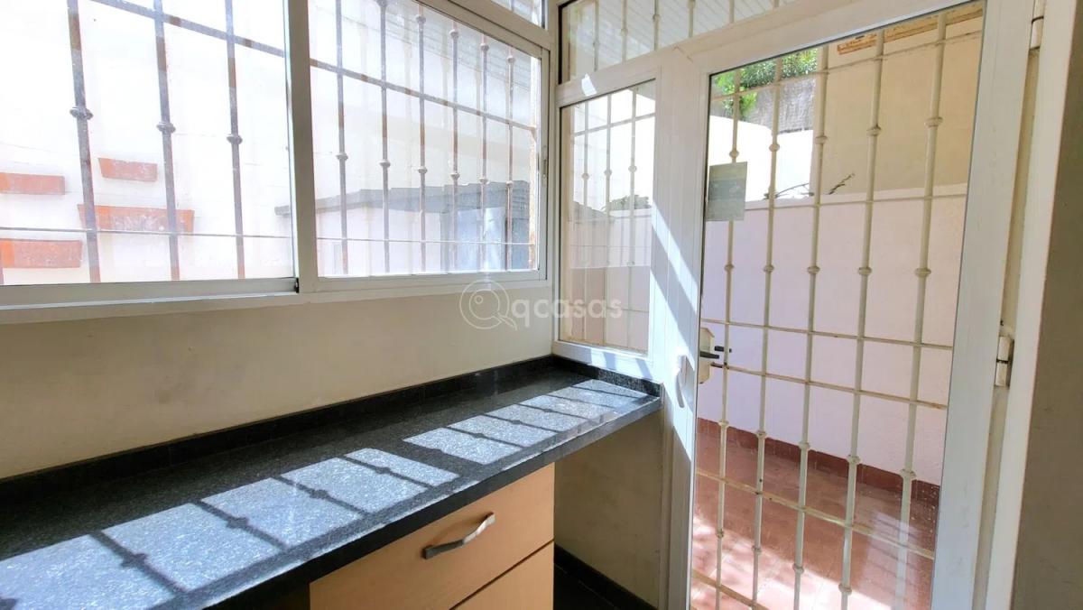 Venta de piso en Calle Faro, 35, Benalmádena
 photo 5