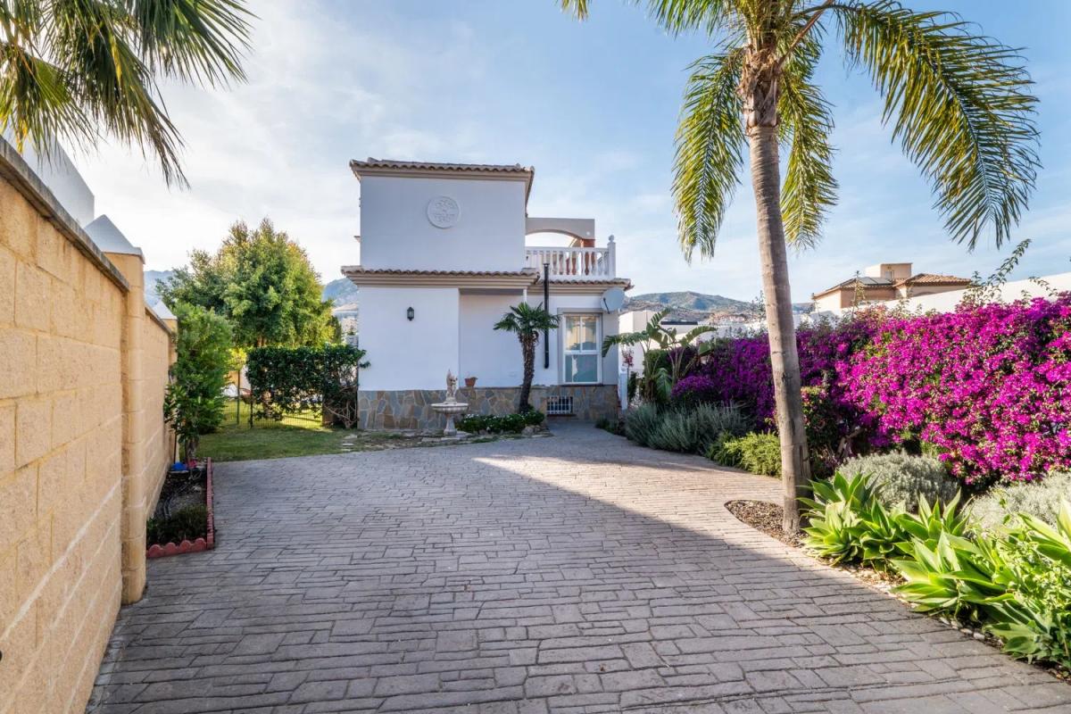 Venta de chalet independiente en Calle Acebo, 135, Benalmádena
photo 2