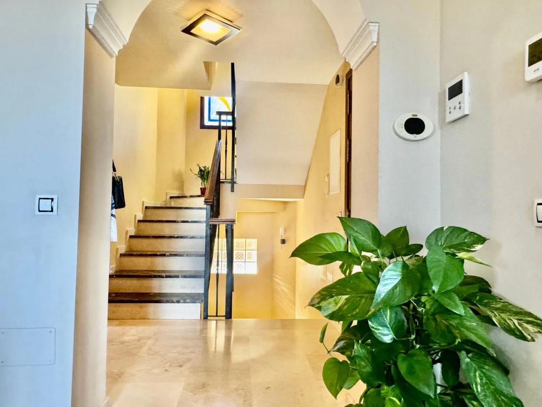 Venta de chalet independiente en Avenida Avenue Avenue del Bierzo, Benalmádena
photo 3