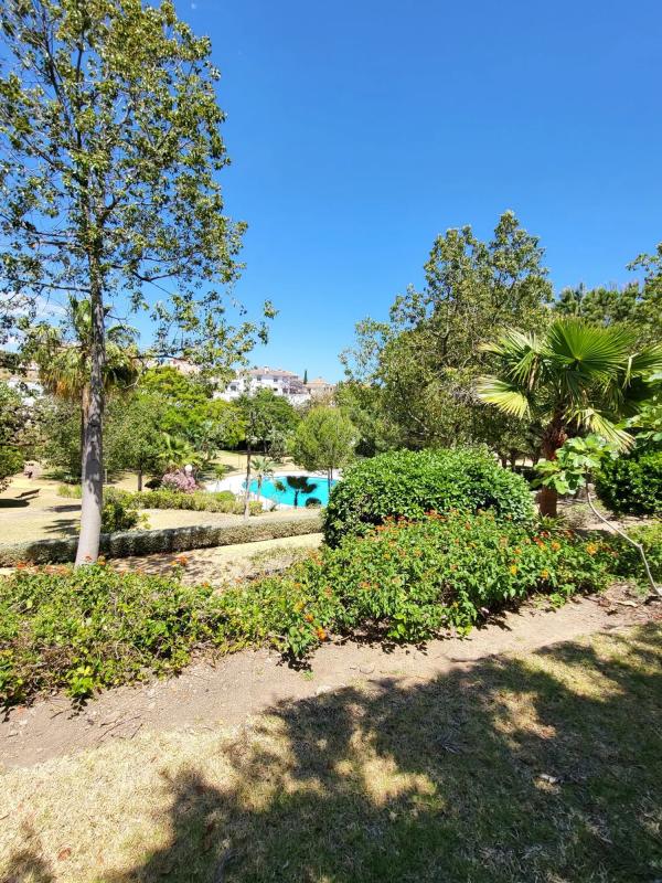Sale of independent chalet in Avenida Mar Baltico, Benalmádena
photo 1