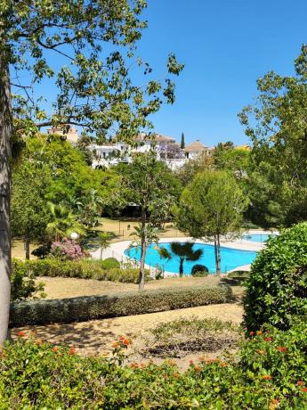 Chalet independiente en venta en Avenida Mar Baltico, Benalmádena thumbnail 1