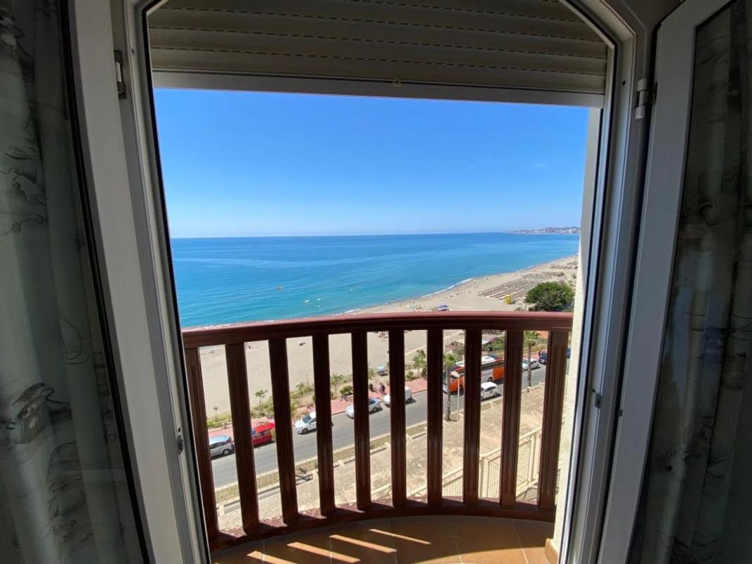 Venta de piso en Calle Carvajal, Benalmádena
 photo 3