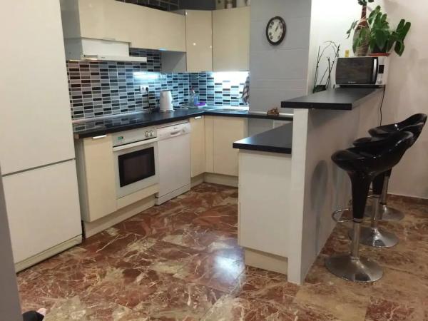 Apartment for sale in Avenida del sol, Benalmádena thumbnail 2