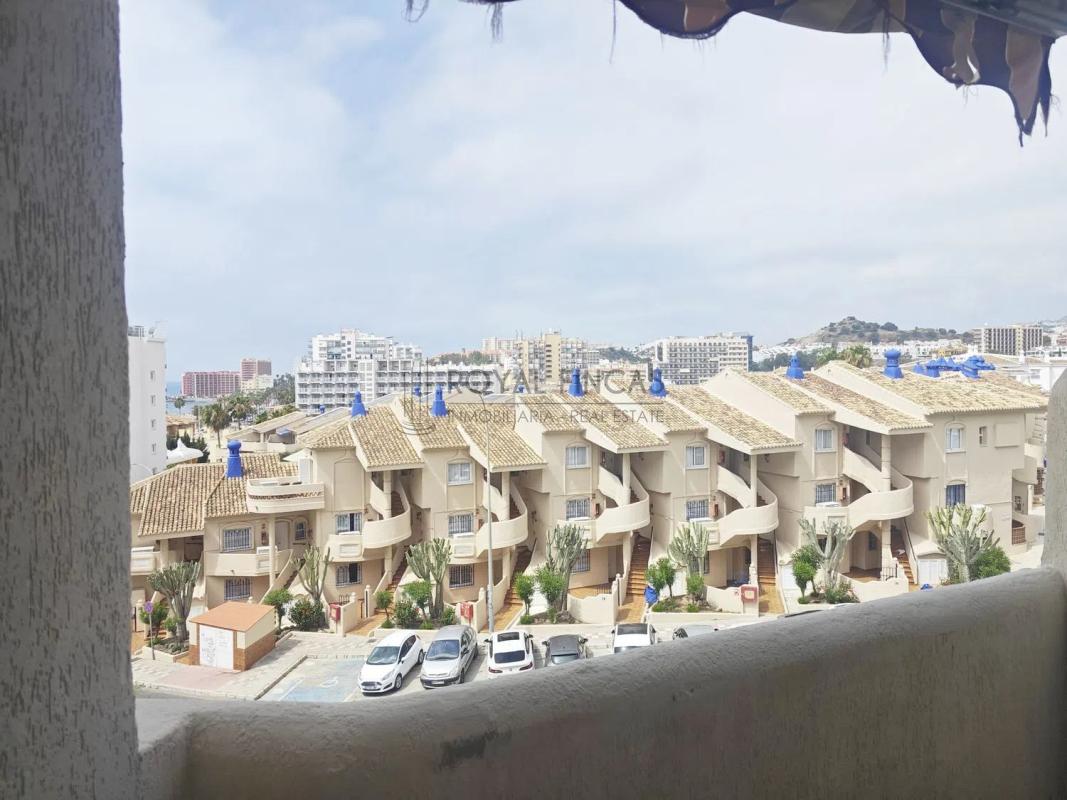 Sale of apartment in Avenida de Rocío Jurado s/n, Benalmádena
 photo 4