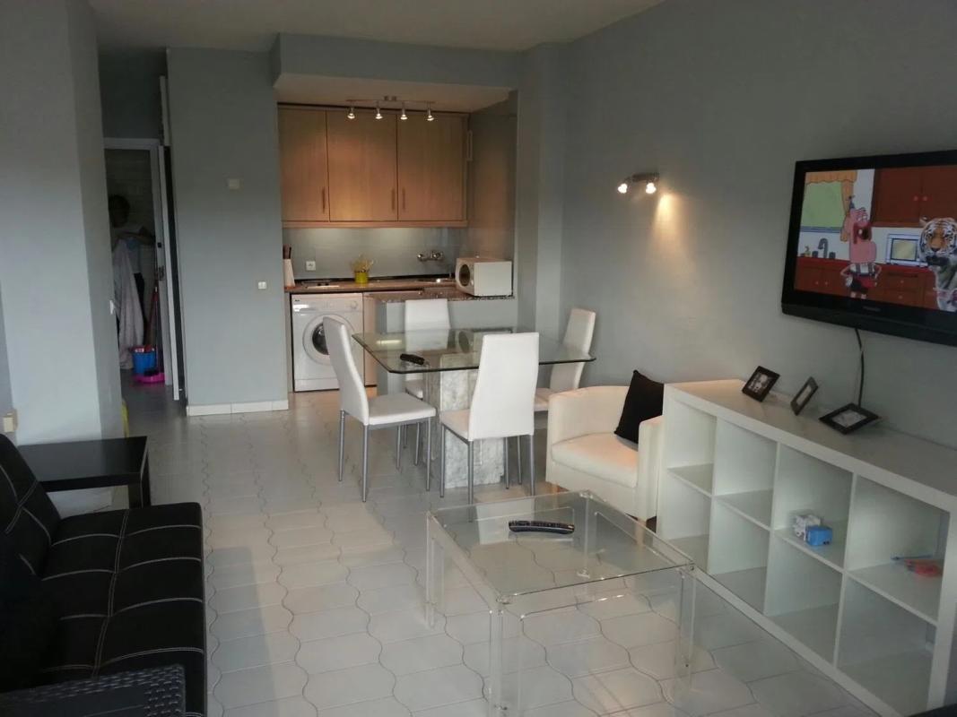 Venta de piso en Avenida Rocío Jurado, 1, Benalmádena
 photo 4