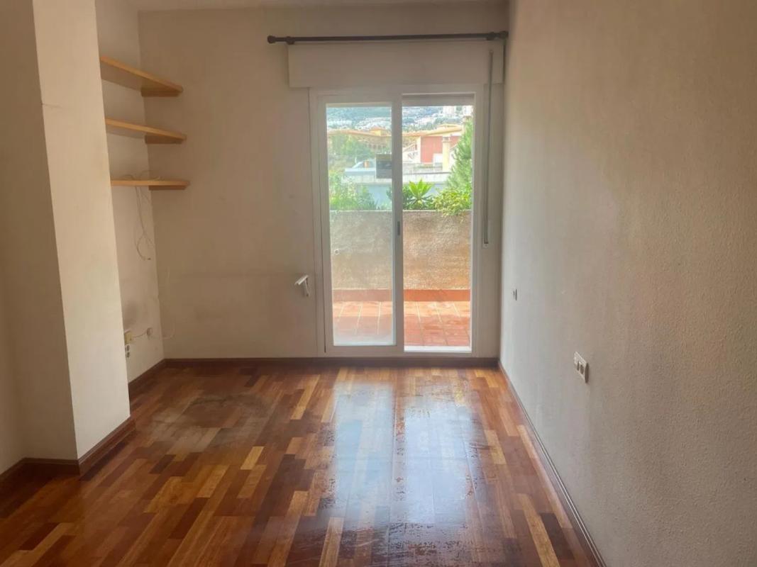 Sale of apartment in Barrio Zona Centro Comercial Torrequebrada, Benalmádena
photo 2