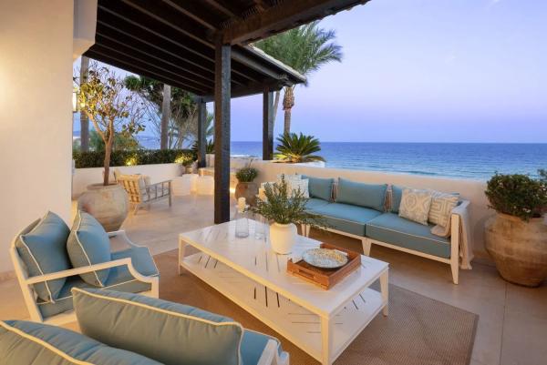 Ático en venta en  Avenida Melvin Villaroel, Puente Romano., Marbella photo 1