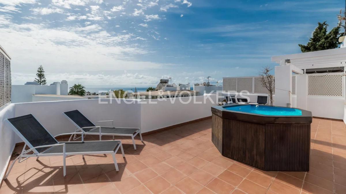 Sprzedaż poddasza w Bulevar Príncipe Alfonso de Hohenlohe, Marbella photo 2