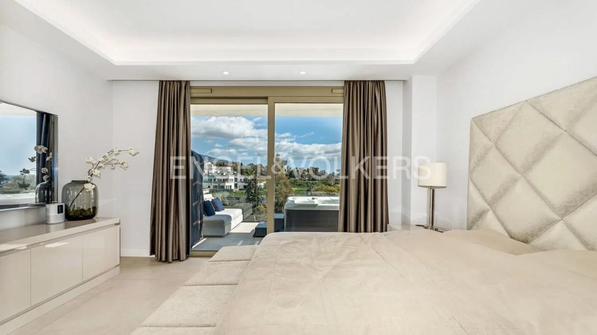 Sprzedaż mieszkania w Urbanizacion Villa Parra Palomeras, Marbella
photo 4