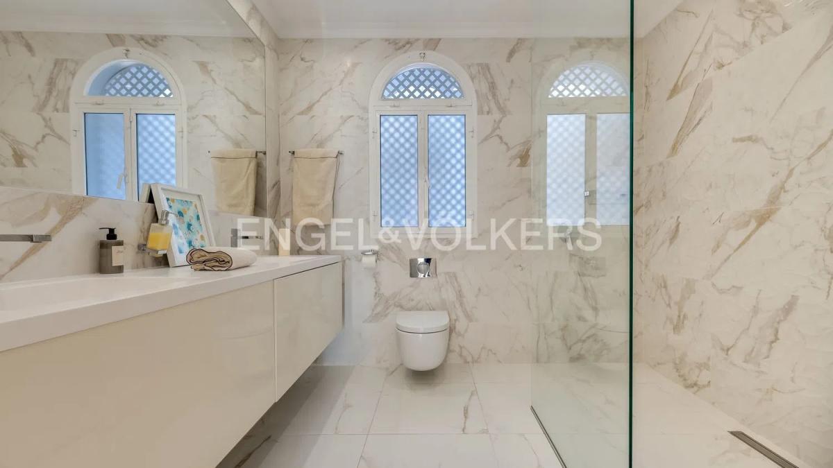 Venta de piso en Urbanización Marbella Hill Club, Marbella
photo 3