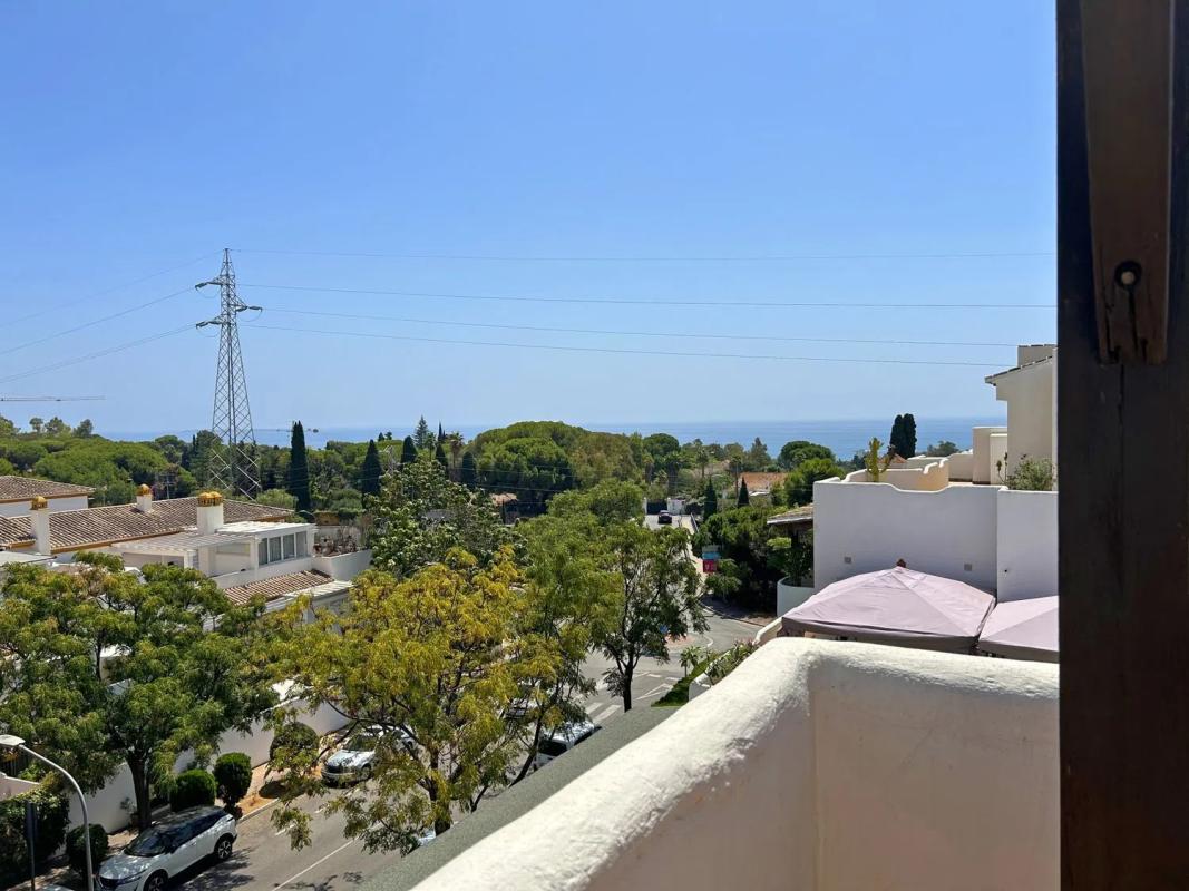 Duplex sale in Barrio Nagüeles, Marbella photo 2
