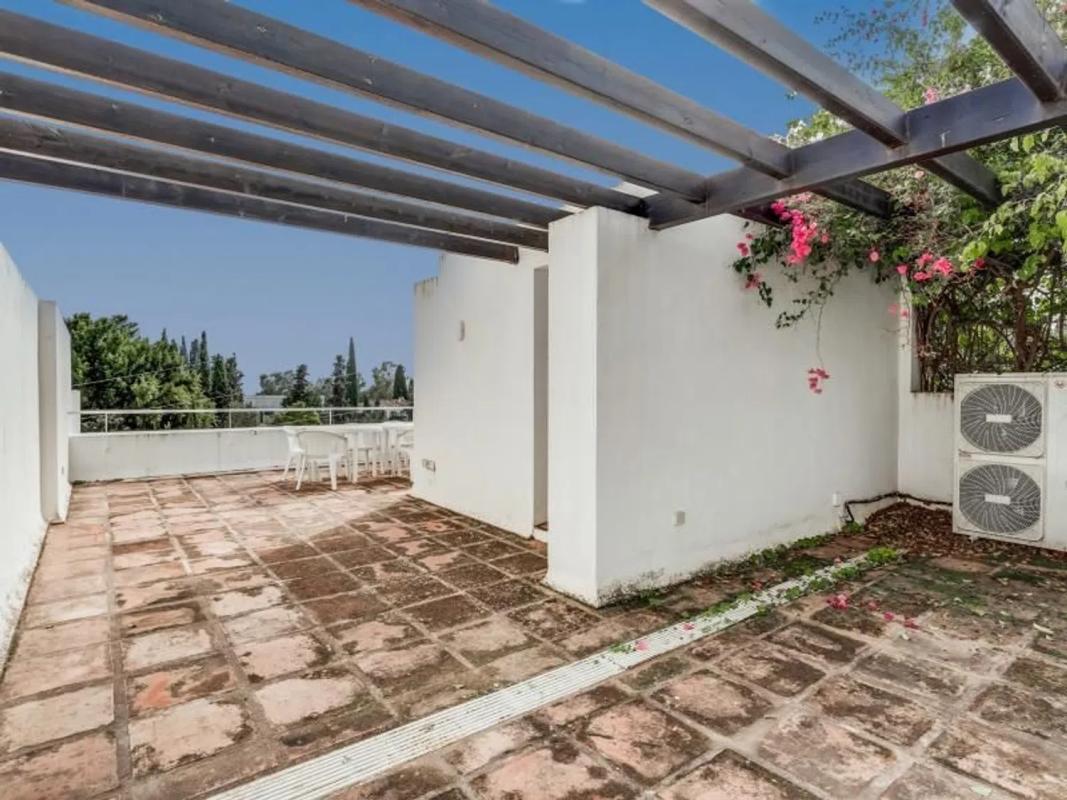Venta de duplex en Calle Sierra Bermeja, 101 A, Marbella photo 3