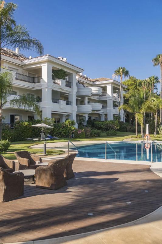 Sprzedaż mieszkania w Barrio Sierra Blanca, Marbella
photo 1