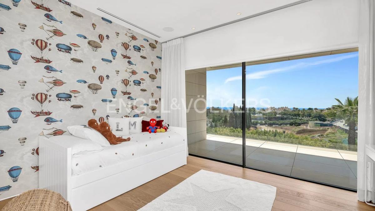 Sprzedaż niezależnego domku jednorodzinnego w  Lomas del Virrey, Marbella photo 4