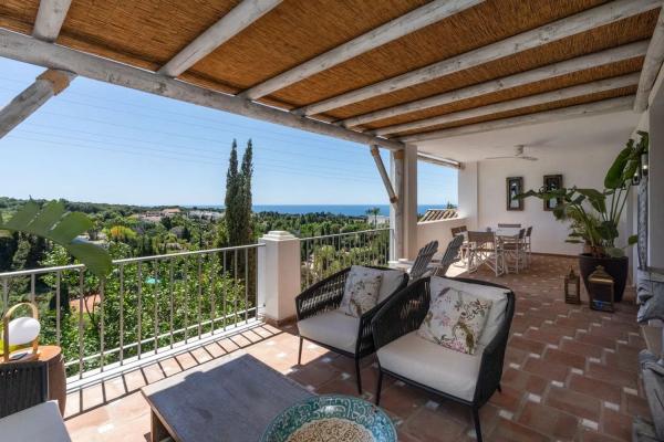 Chalet independiente en venta en Barrio Nagüeles, Marbella photo 1