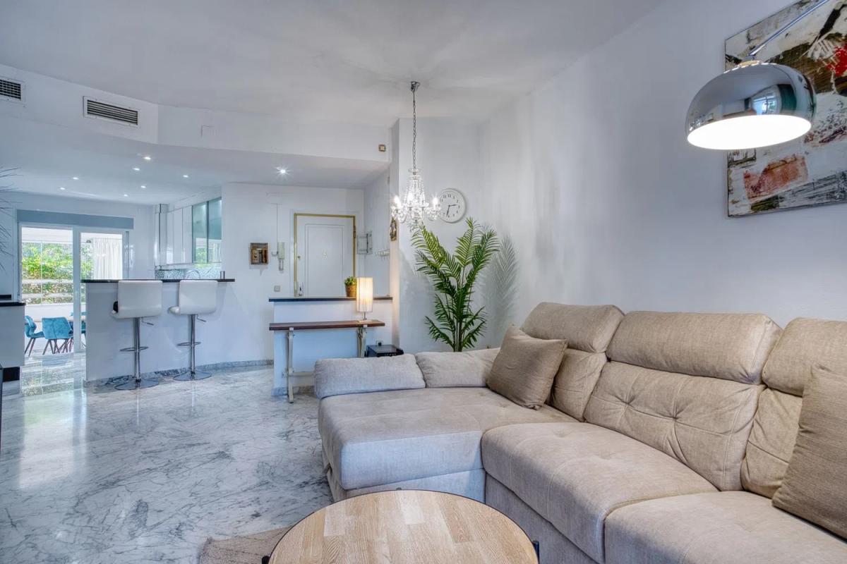 Sprzedaż mieszkania w Urbanizacion Marbella Real, 13, Marbella
photo 2