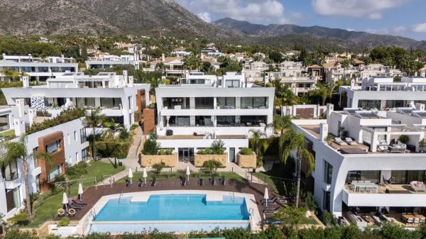 Dupleks na sprzedaż w Calle Casares, Marbella photo 1
