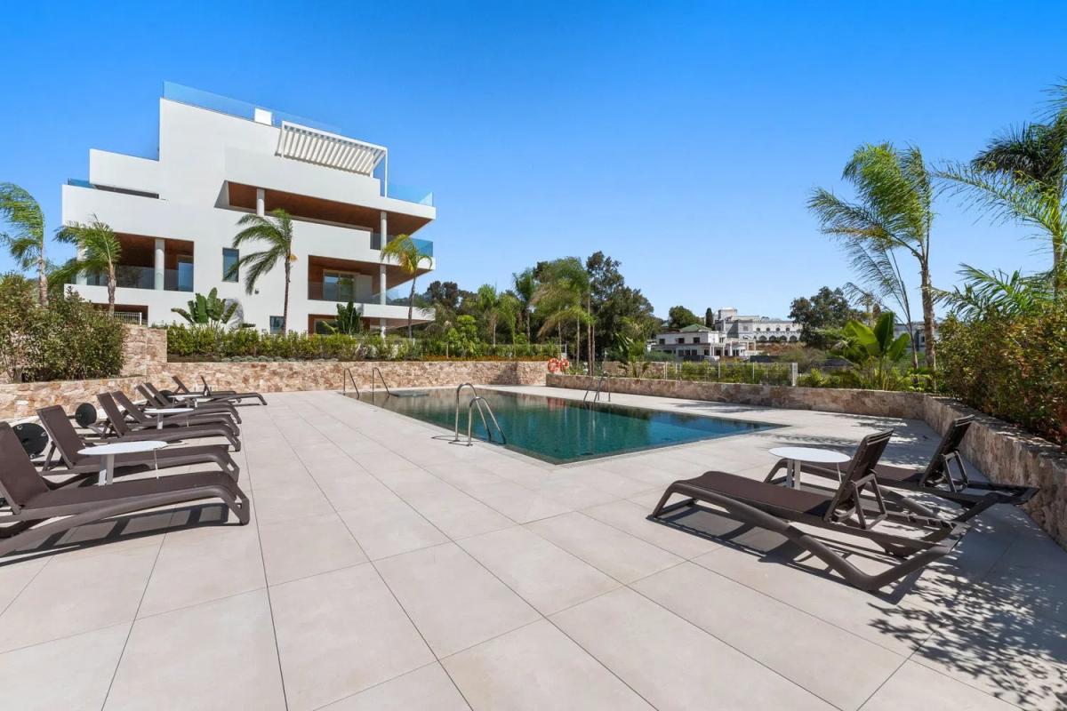 Venta de duplex en Barrio Las Lomas de Río Verde, Marbella photo 3