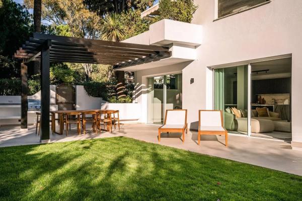 Piso en venta en  Calle Sierra Bermeja s/n, Marbella photo 1