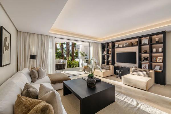 Piso en venta en  Barrio Puente Romano, Marbella photo 1