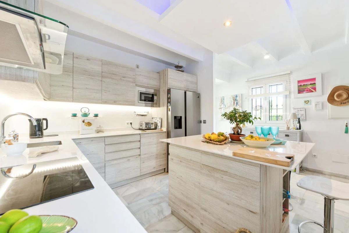 Venta de chalet independiente en Barrio Nagüeles, Marbella
 photo 3