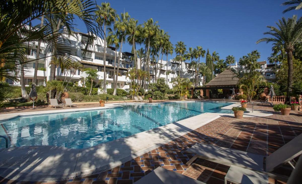 Sprzedaż poddasza w  ኡርባኒሳሲኦን ፑኤንቴ ሮማኖ, 2, Marbella photo 3