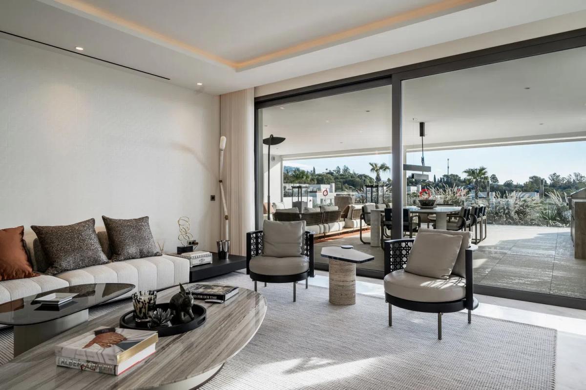 Venta de duplex en Lugar Urbanizacion Lomas de Rio Verde, Marbella photo 3