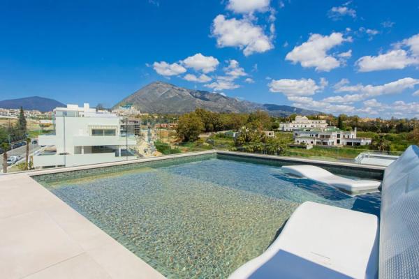 Penthouse na sprzedaż w  Lomas del rio verde, Marbella photo 2