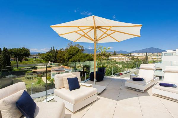 Penthouse na sprzedaż w  Lomas del rio verde, Marbella photo 3