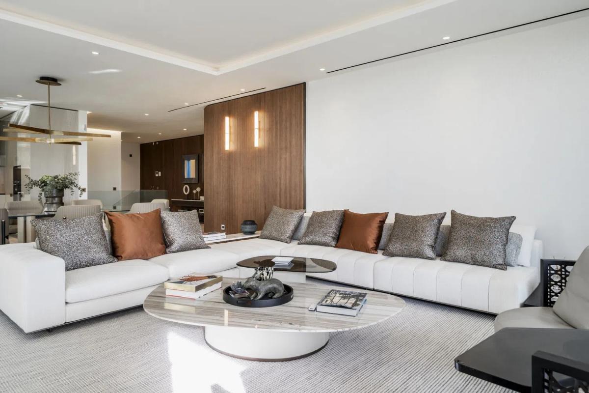 Duplex sale in Barrio Las Lomas de Río Verde, Marbella photo 2