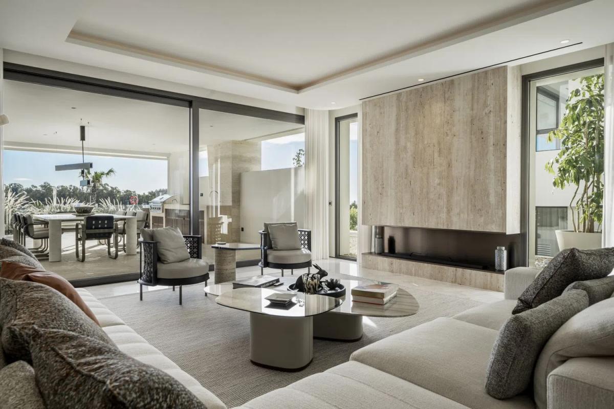 Duplex sale in Lugar Urbanizacion Lomas de Rio Verde, 42 B, Marbella photo 1