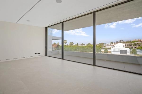Коттедж на продажу в  Barrio Lomas de Marbella Club, Марбелья photo 4