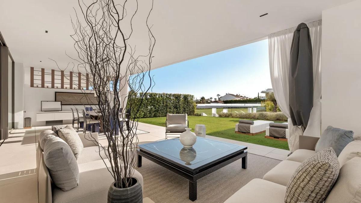 Продажа отдельного шале в  Barrio Lomas de Marbella Club, Марбелла photo 2