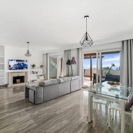 Penthouse na sprzedaż w  Calle Montemenor, Marbella photo 4