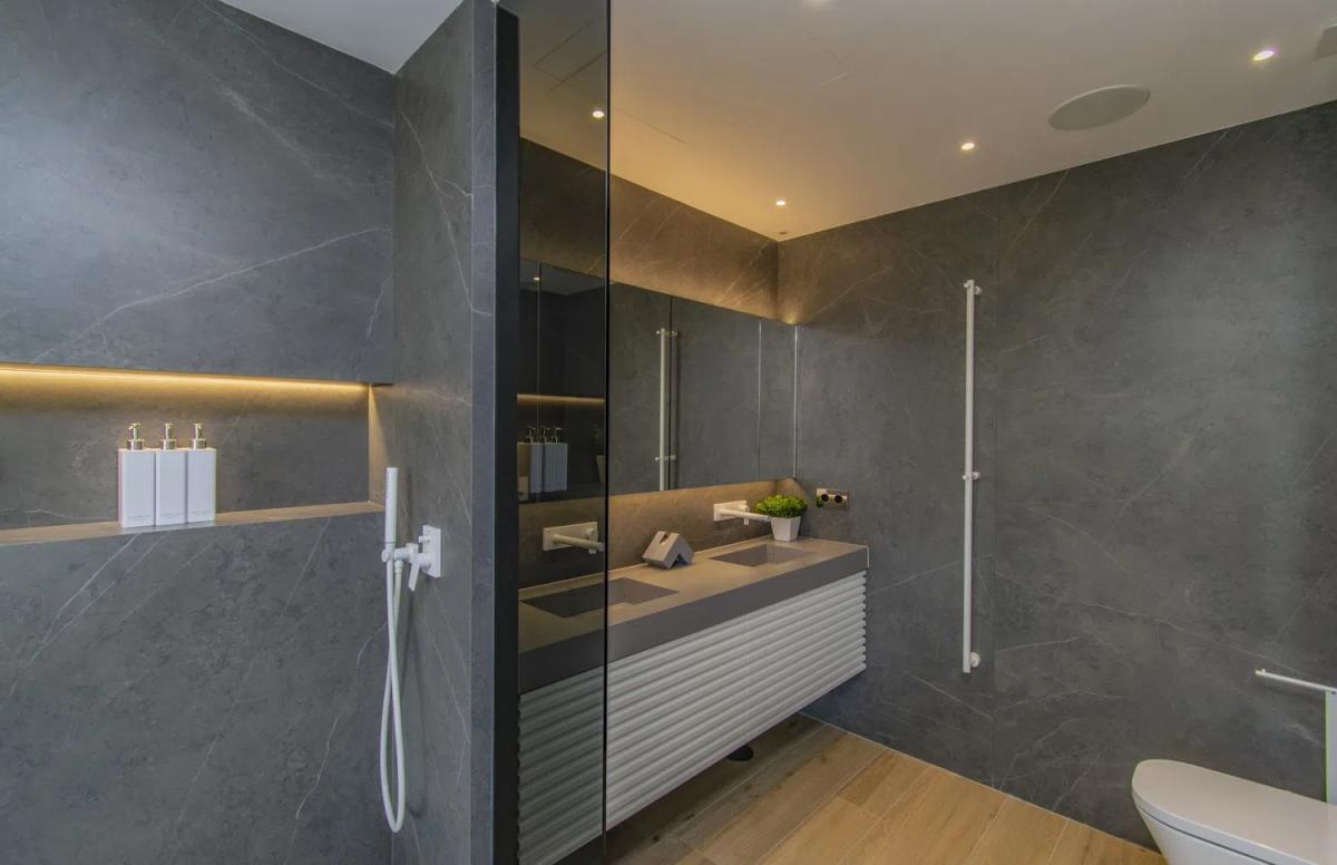 Продажа отдельного шале в  Barrio Las Lomas de Río Verde, Марбелла photo 4