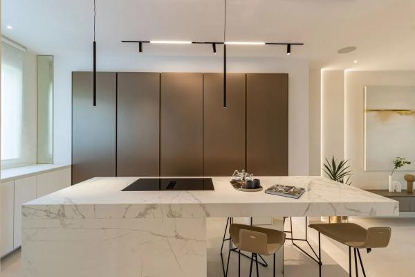 Коттедж на продажу в  Urbanización Coral Beach, Марбелья photo 4