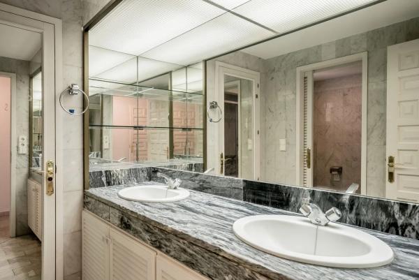Penthouse na sprzedaż w  Barrio Puente Romano, Marbella photo 3
