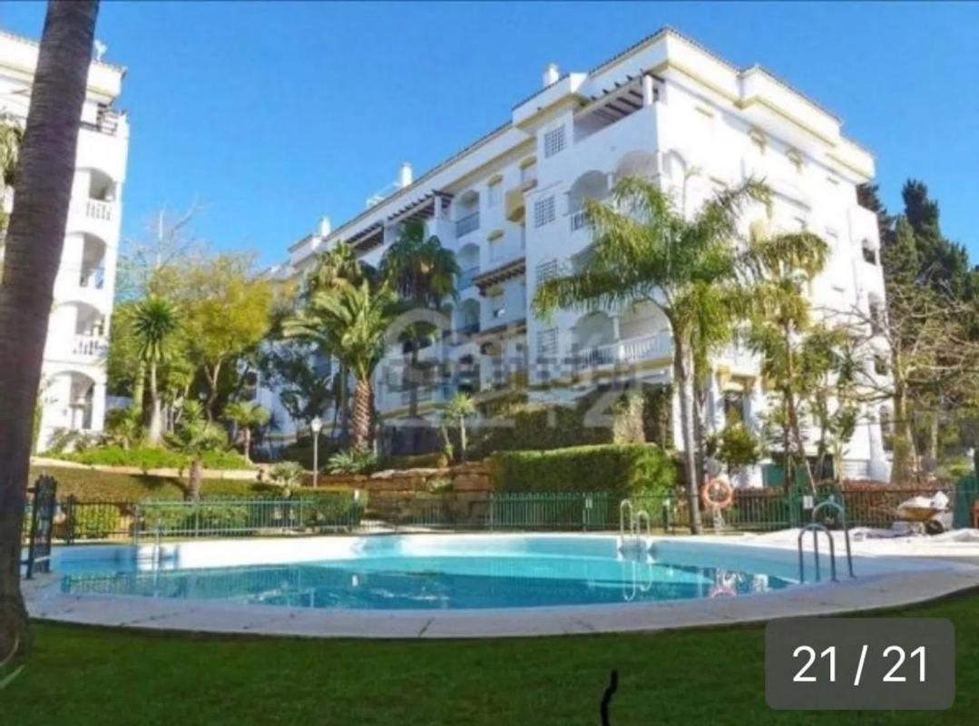 Sprzedaż poddasza w  Barrio La Carolina-Guadalpín, Marbella photo 2