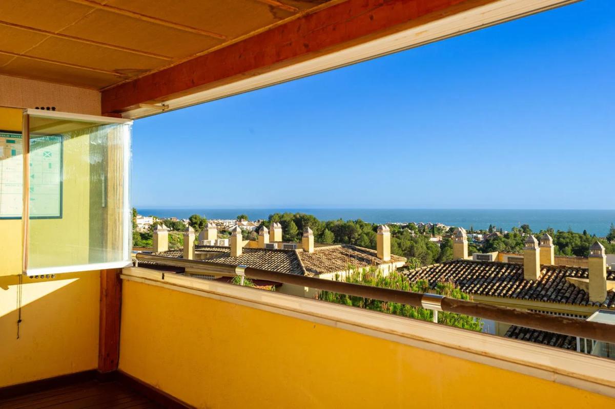 Venta de ático en Barrio Sierra Blanca, Marbella photo 1