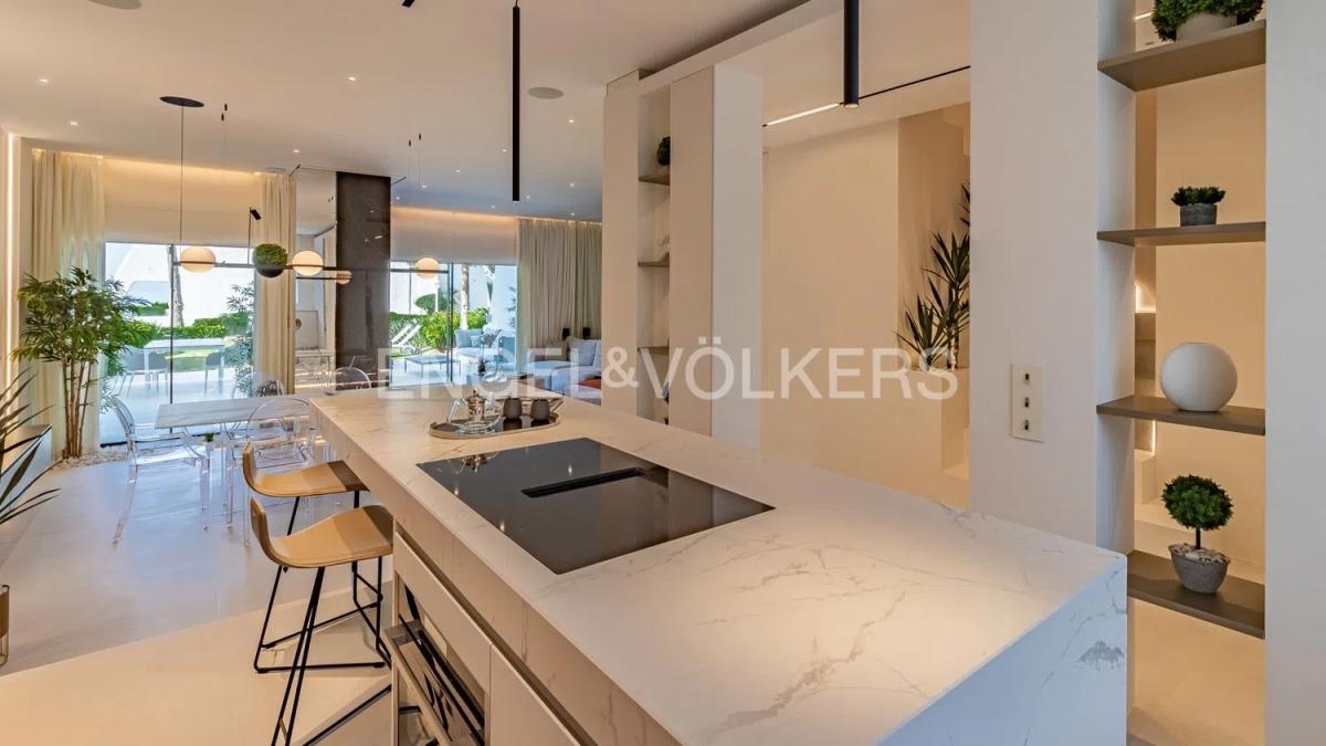 Sprzedaż niezależnego domku jednorodzinnego w Calle Tramo de Unión, Marbella photo 4