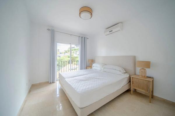 Dupleks na sprzedaż w Urbanización Club Sierra, Marbella photo 4