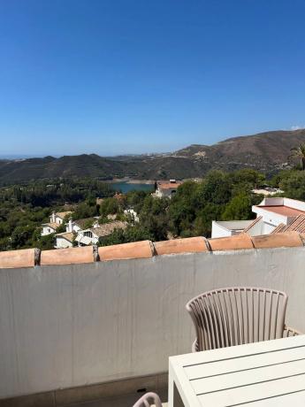 Penthouse na sprzedaż w  Barrio Nagüeles, Marbella photo 1