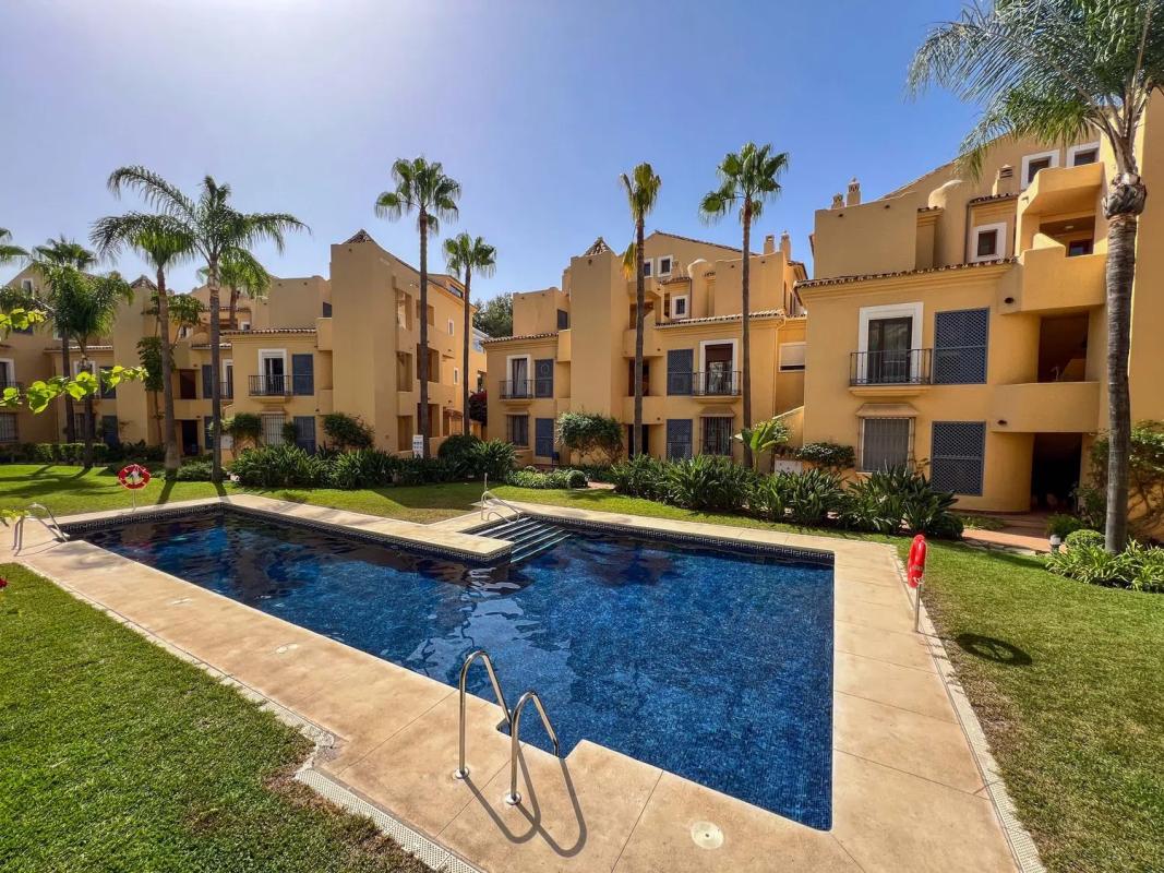 Sale of apartment in Avenida Piedramar, Marbella
photo 2
