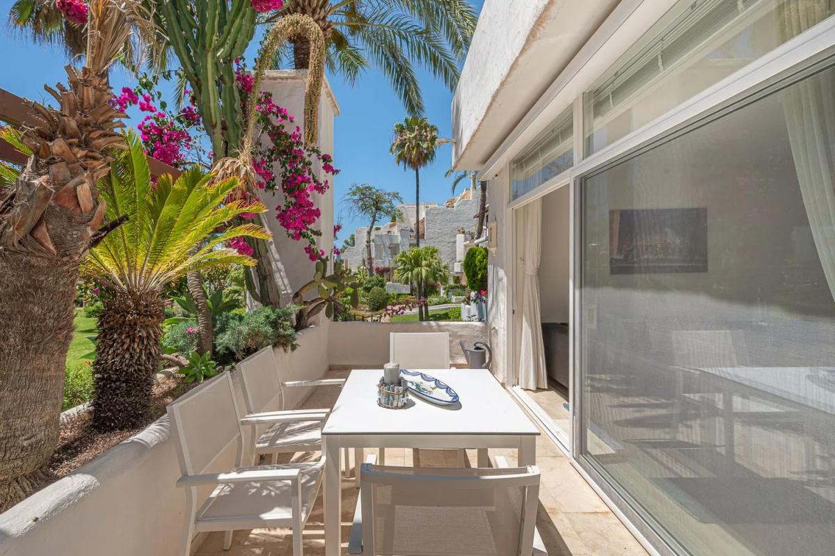 Sale of apartment in Calle Roy Boston, 3, Marbella
 photo 4