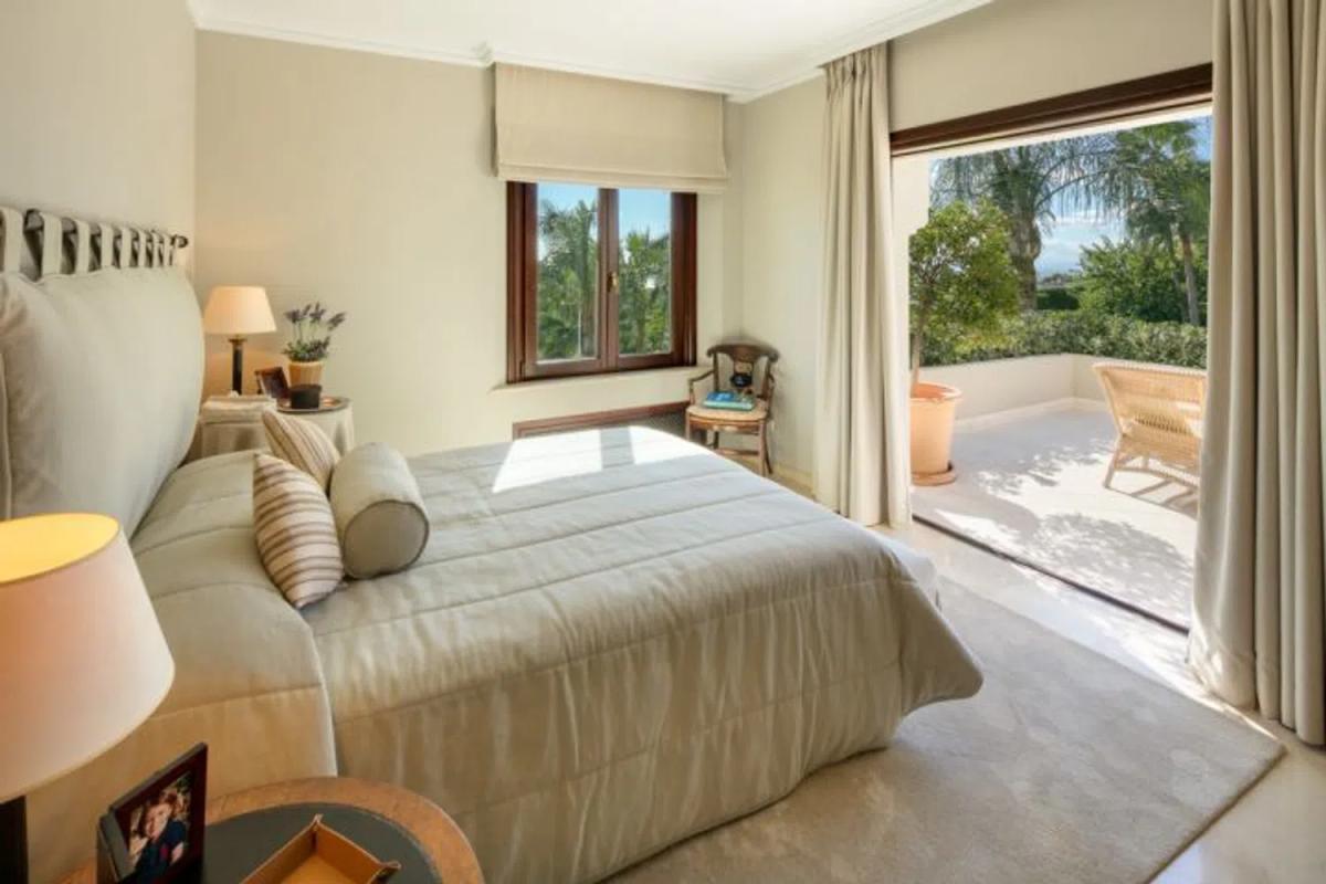 Venta de chalet independiente en Lugar Urbanizacion Sierra Blanca, 77 A, Marbella
 photo 5