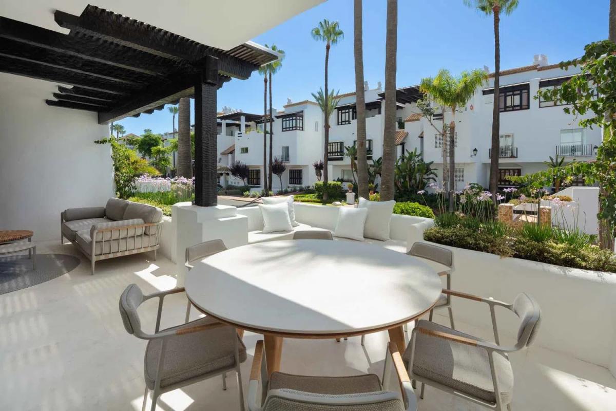 Venta de piso en Barrio Puente Romano, Marbella
photo 2