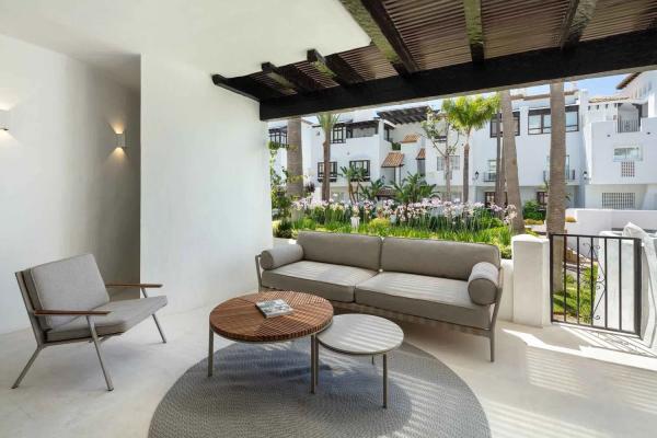 Piso en venta en  Barrio Puente Romano, Marbella photo 4