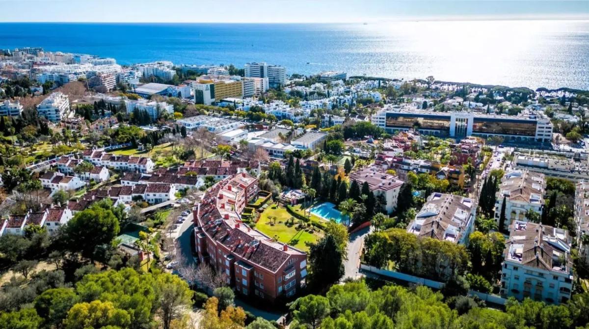 Sprzedaż mieszkania w Barrio La Carolina-Guadalpín, Marbella
photo 2