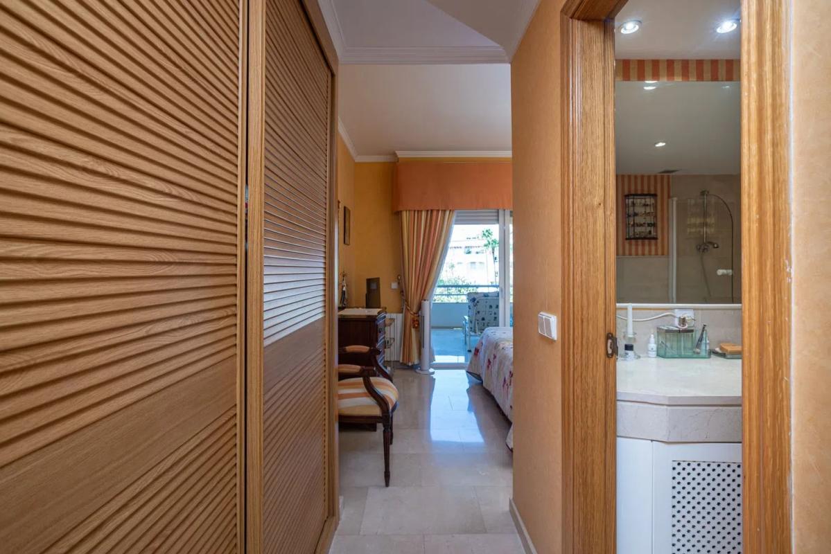 Sprzedaż mieszkania w Barrio La Carolina-Guadalpín, Marbella
photo 5